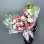 Сборный букет с розами "Раскидистый"